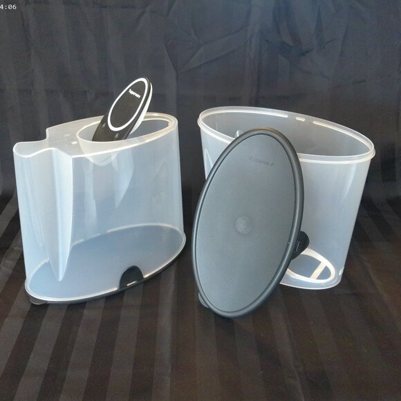Tupperware First in First Out Cereal Storer - Picture 1 of 1